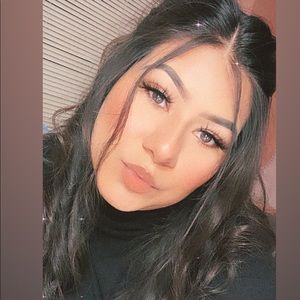 Meet your Posher, Areli